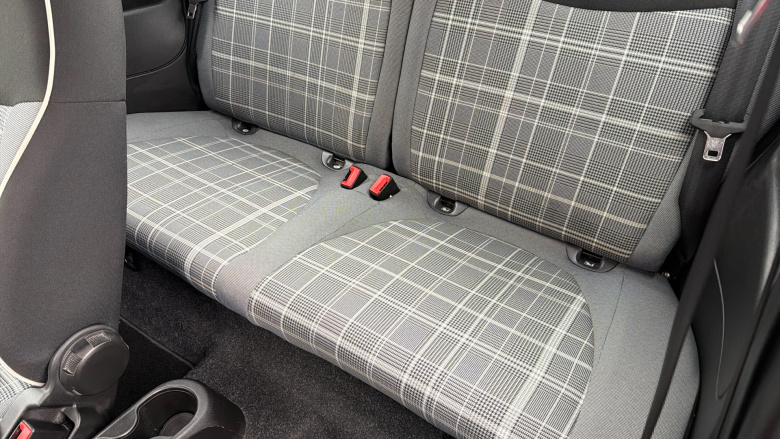 Fiat 500 1.2 Lounge 3dr Dualogic Petrol Hatchback